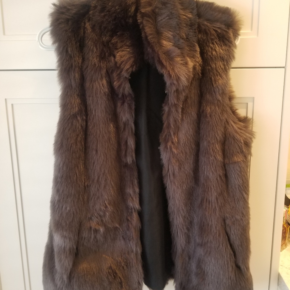 Women ONLY Faux Fur Vest